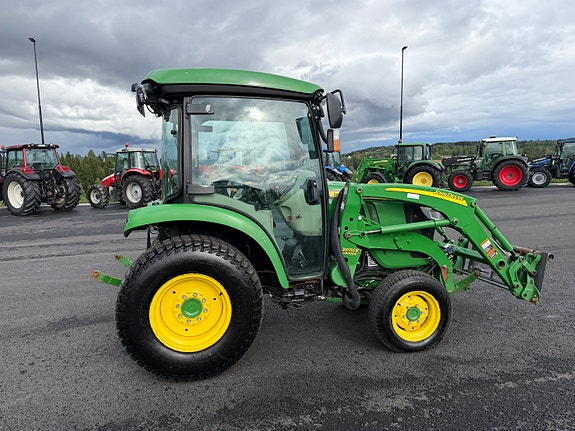 John Deere 3045 R 14 of 30