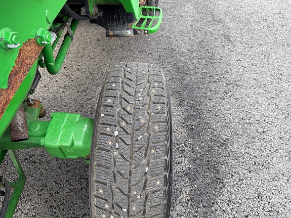 John Deere 3045 R 23 of 30
