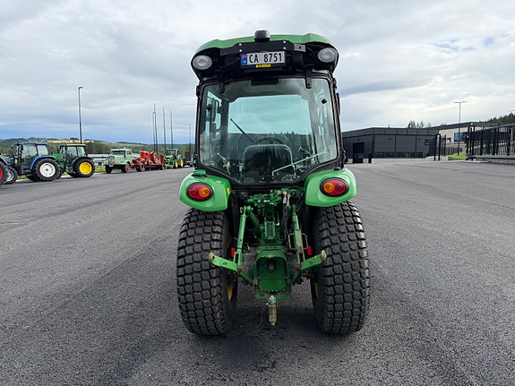 John Deere 3045 R 12 of 30