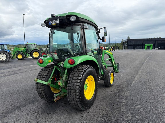John Deere 3045 R 15 of 30