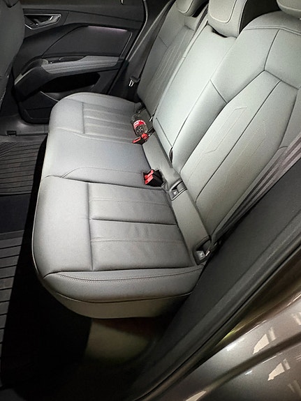 Audi Q4 e-tron 29 of 30