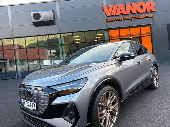 Audi Q4 e-tron 13 of 30