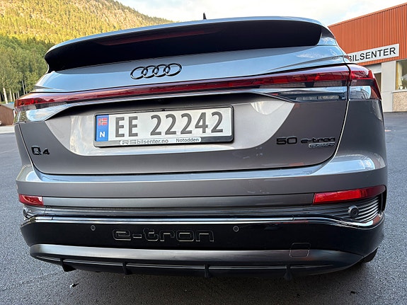 Audi Q4 e-tron 7 of 30
