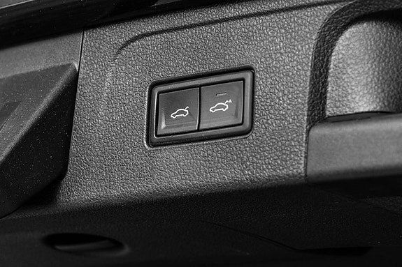 Volkswagen Passat 28 of 29
