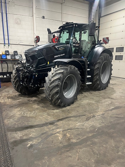 Deutz Fahr 6210 TTV Warrior 3 of 12