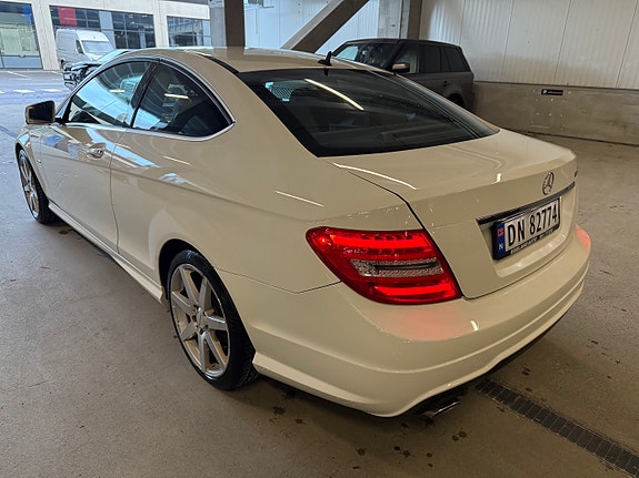 Mercedes-Benz C180 6 of 18