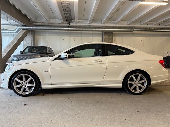 Mercedes-Benz C180 4 of 18