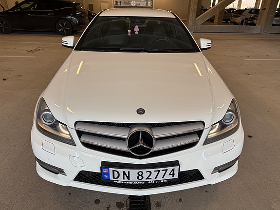 Mercedes-Benz C180 13 of 18