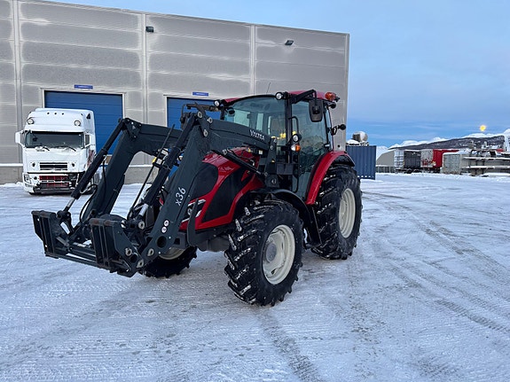 Valtra A75 2022, kr 590 000,-