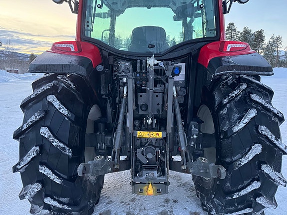 Valtra A75 2022, kr 590 000,-