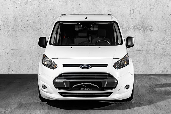 Ford Transit Connect 3 of 22