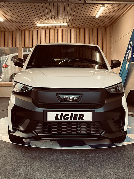 Ligier Js50 Select Revo D+ 3 of 14