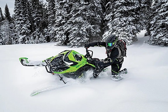 Arctic-cat M600 146 ES 2 of 3