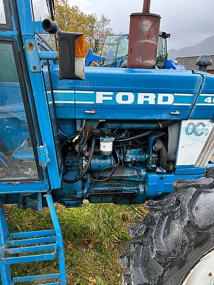 Ford 4610 9 of 15