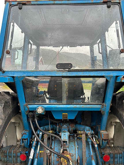Ford 4610 7 of 15