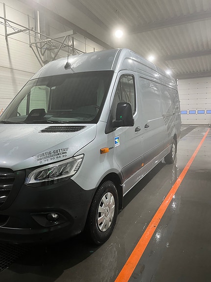 Mercedes-Benz Sprinter-Klasse 3 of 5