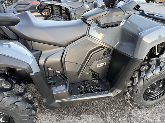Can-Am Outlander 6x6 Max DPS 700 5 of 6