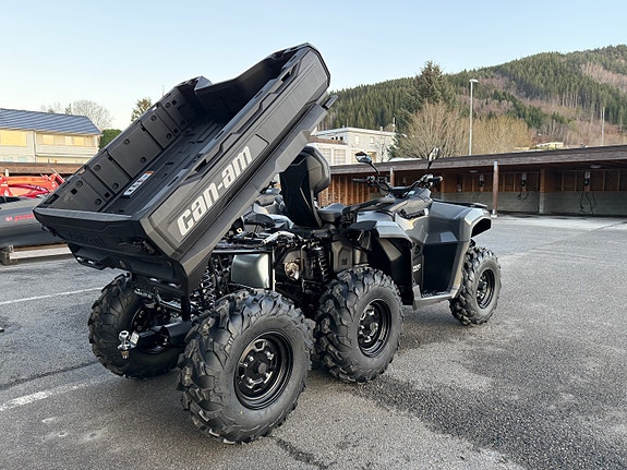 Can-Am Outlander 6x6 Max DPS 700 2 of 6