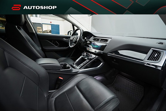 Jaguar I-PACE 20 of 30