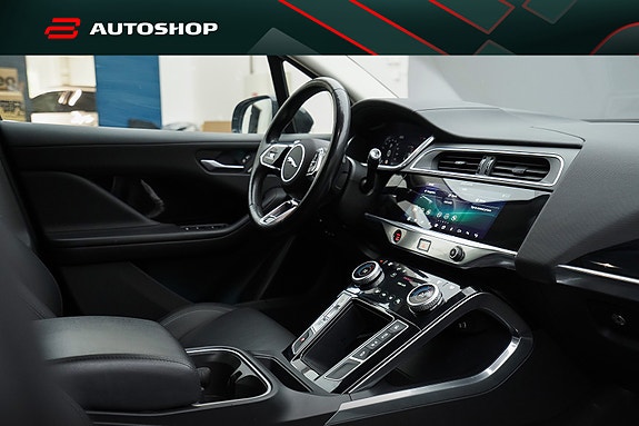 Jaguar I-PACE 19 of 30