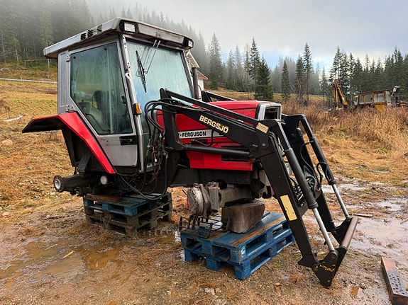 Massey Ferguson 3050 Deletraktor