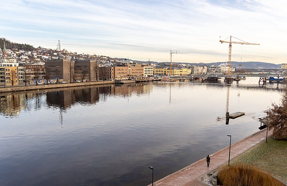 Vårt kontor ligger flott til sentralt i Drammen.