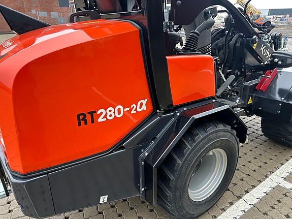 Kubota RT280-2 5 of 7