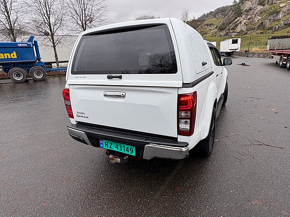 Isuzu D-max 7 of 14