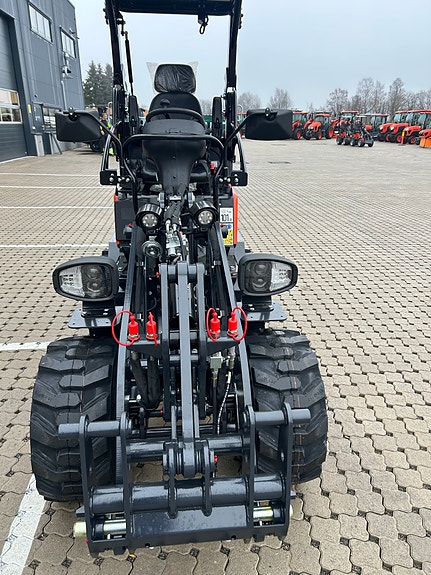 Kubota RT160-2 3 of 6
