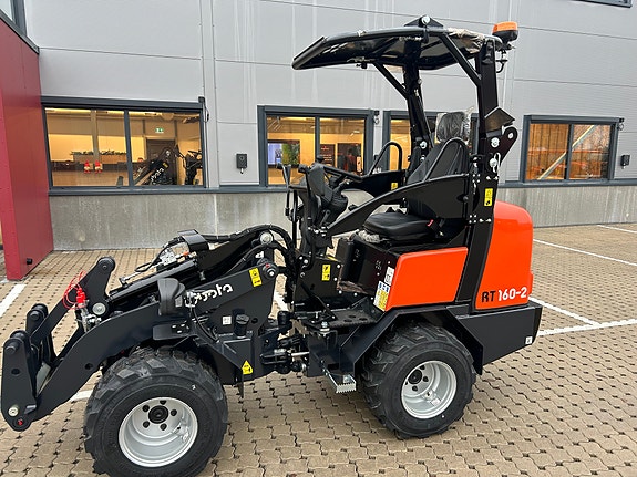 Kubota RT160-2 2 of 6