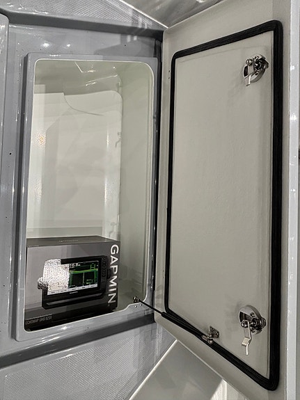 AMT 215 Pilothouse med 150 hk Yamaha. SOMMERKAMPANJE - SPAR 230.000 kr! 9 of 22