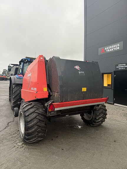 Kuhn FB 2135