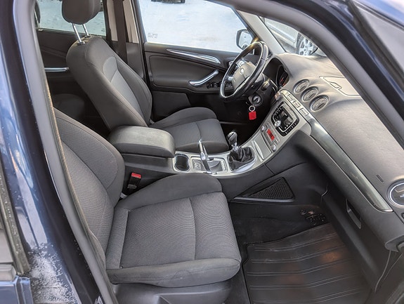 Ford S-MAX 23 of 24
