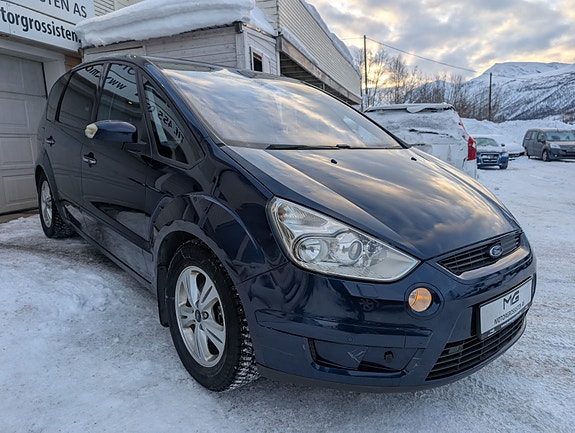 Ford S-MAX 3 of 24