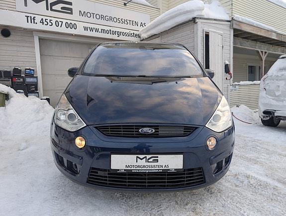 Ford S-MAX 2 of 24