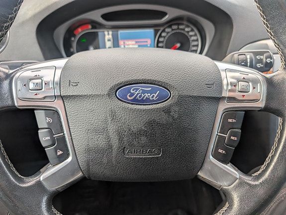 Ford S-MAX 15 of 24