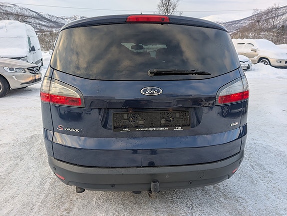 Ford S-MAX 6 of 24