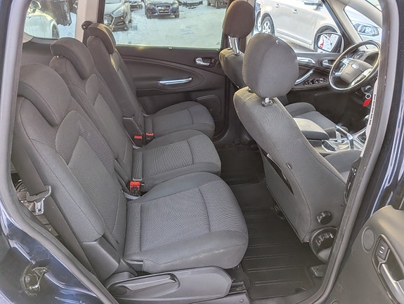 Ford S-MAX 22 of 24