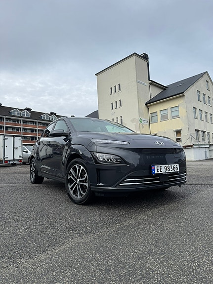 Hyundai Kona 2 of 13