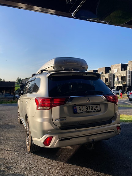 Mitsubishi Outlander 8 of 16