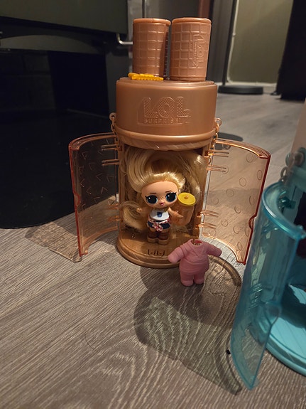 Product image 9 of 10