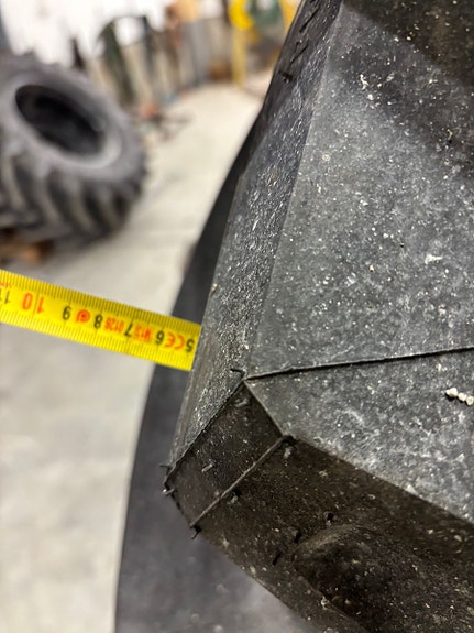 Trelleborg TM800,  650/65R38 - 540/65R28 Svarte felger Valtra T-serie etc