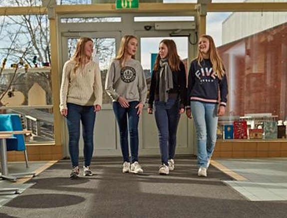 Vi jobber aktivt med å bedre inneklimaet for både barn og voksne.