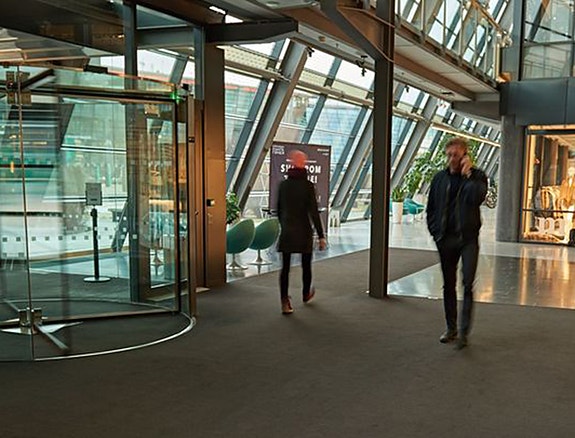 Våre entreløsninger for inngangspartier og entreer stopper smuss og fuktighet.