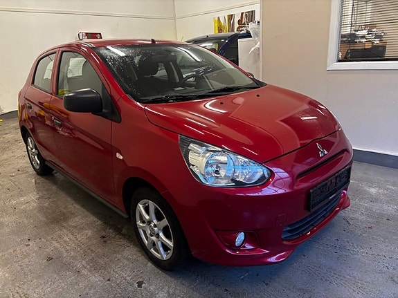 Mitsubishi Space Star 4 of 5