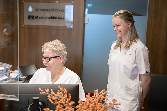 Dine fremtidige kolleger har bred erfaring innenfor øyehelse og optometri og jobber hver dag for å gi pasientene våre den beste opplevelsen.