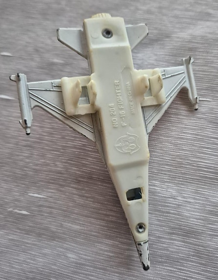 Product image 9 of 9