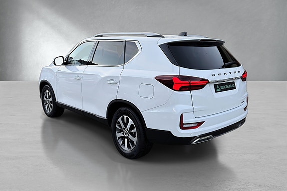 KGM Rexton 4 of 30