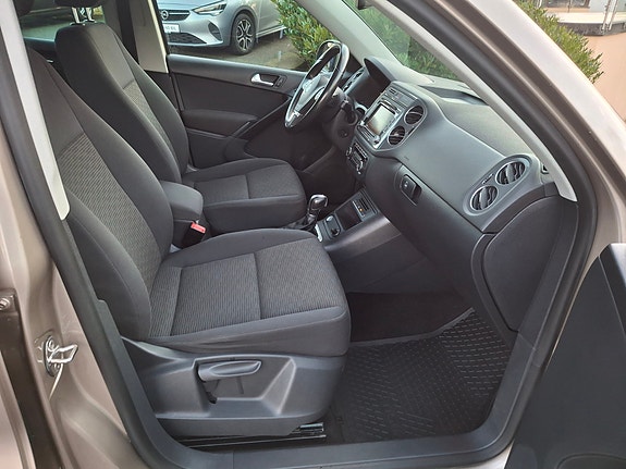 Volkswagen Tiguan 21 of 30