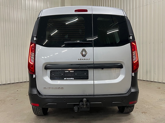 Renault Express 7 of 19